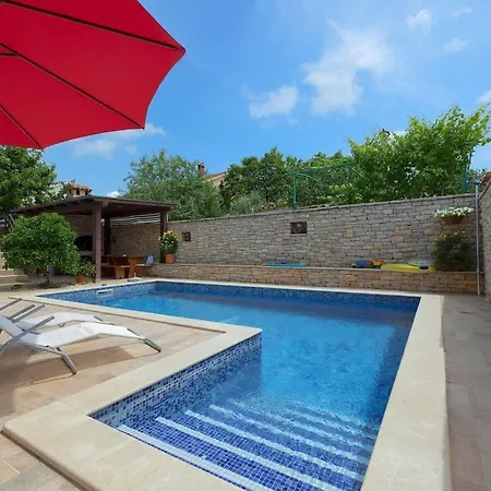 Semesterbostad In With Swimming Pool